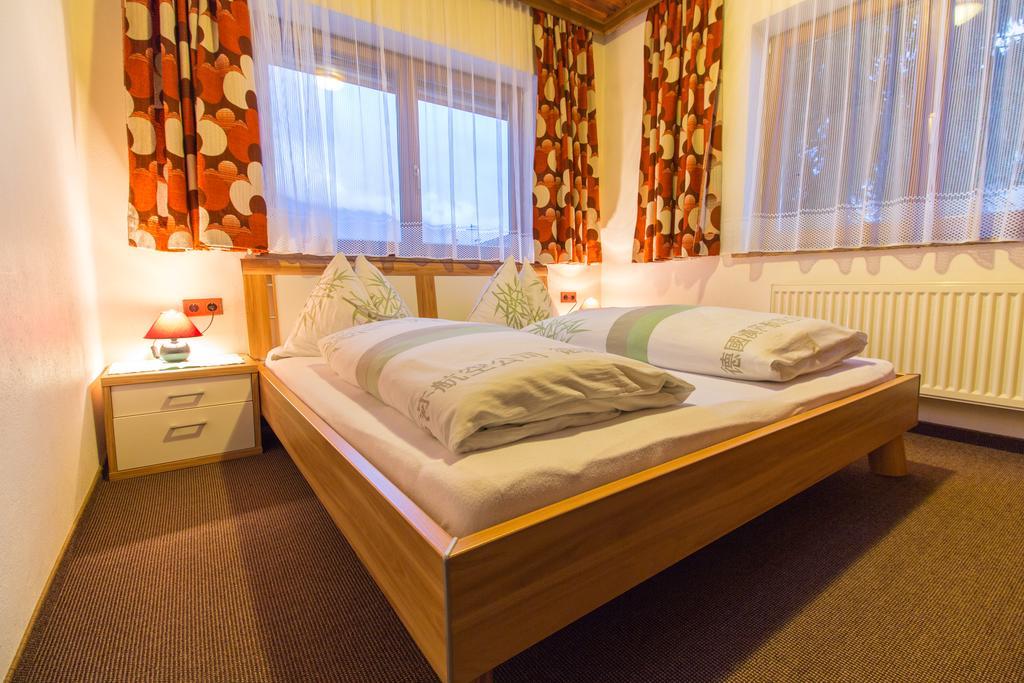 Apartment mit 2 Schlafzimmern und Terrasse